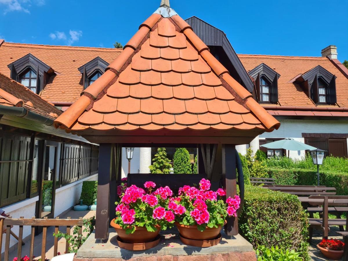 Agas Vendeghaz Otel Csopak Dış mekan fotoğraf